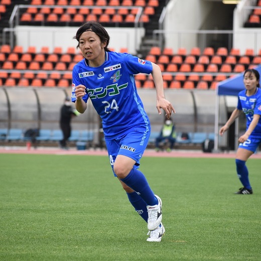 中野 真奈美